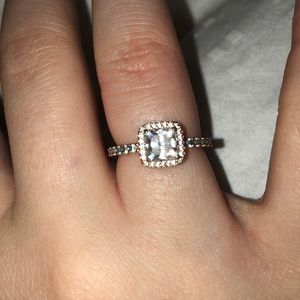 Pandora rose gold ring square